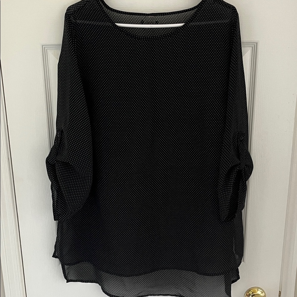 ❤️❤️❤️ 2 for $20 Très Chic Black poka dot Women's Blouse